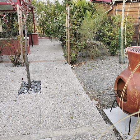 O Rethel Jacuzzi, Gite Ardennes Exterior photo